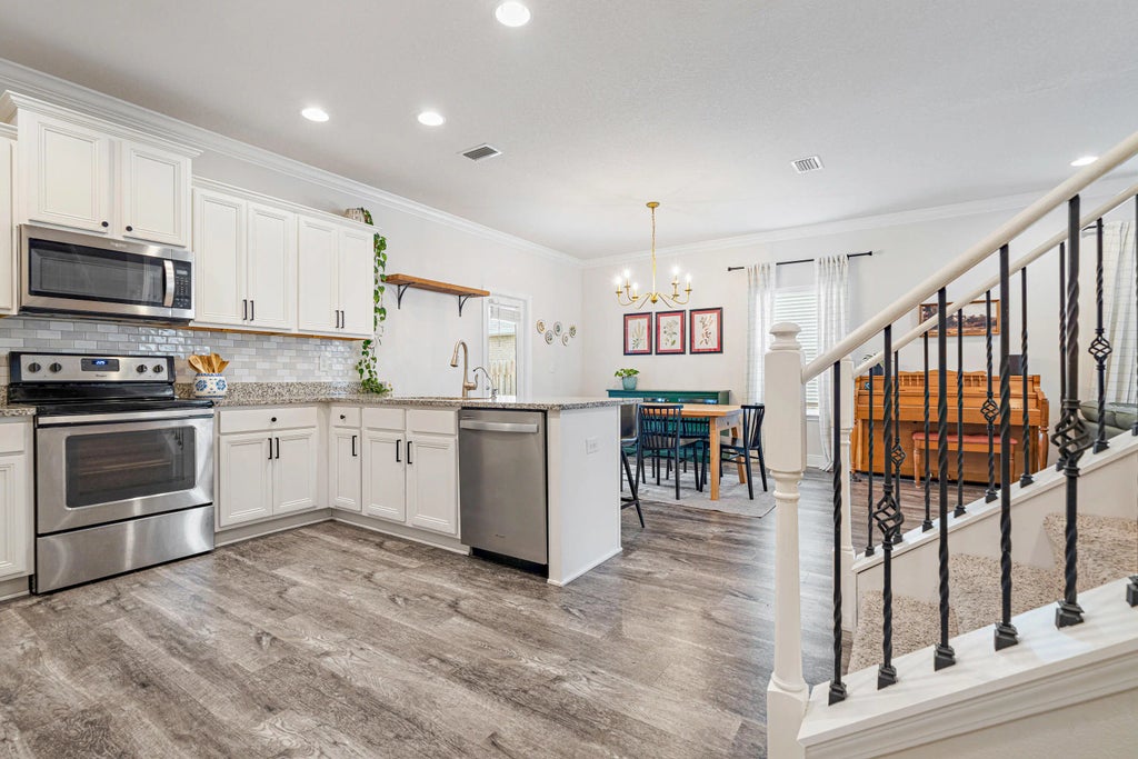 8 of 38 - 124 Conner Circle, Santa Rosa Beach, FL