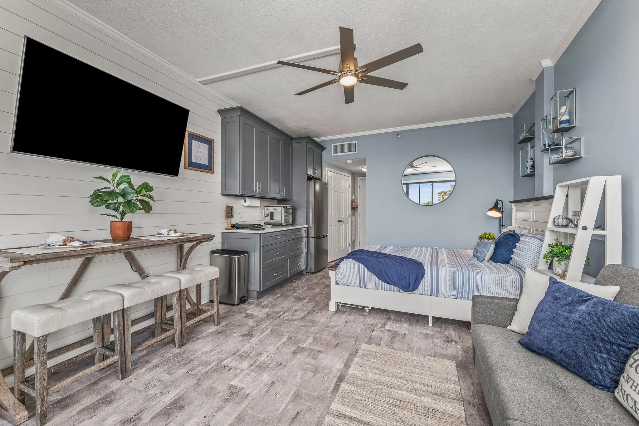 Photo of Listing #969213