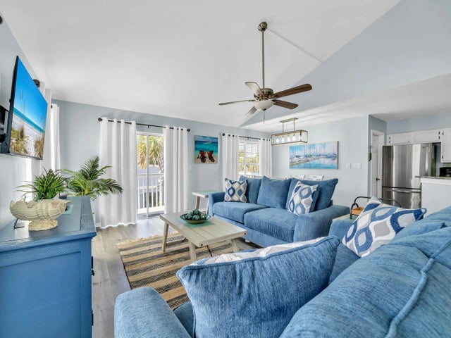 705 Gulf Shore Drive Unit 402, Destin