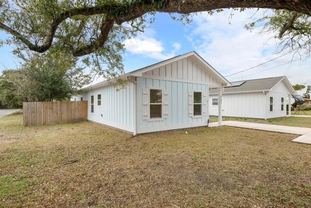 Photo of Listing #969553