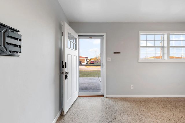 Photo of Listing #969672