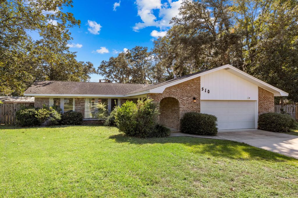 510 Sioux Circle, Fort Walton Beach