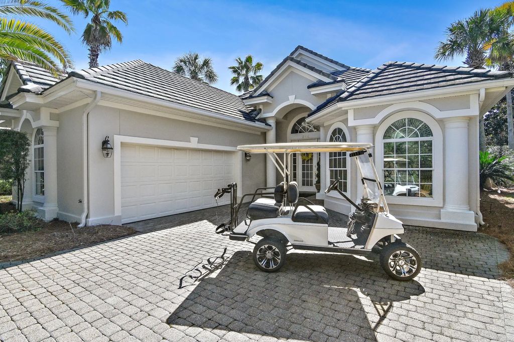 284 Ketch Court, Destin