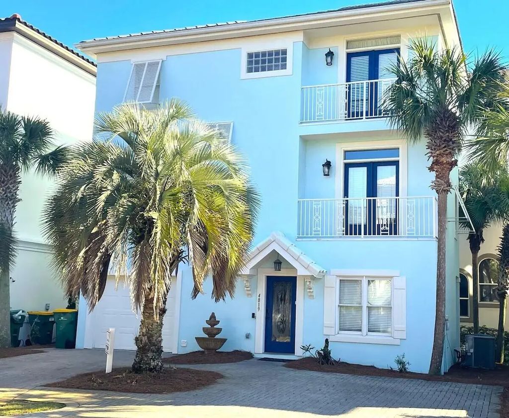 4819 Ocean Boulevard, Destin