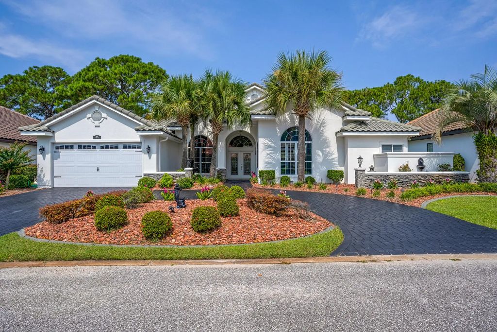69 Garnet Place, Destin