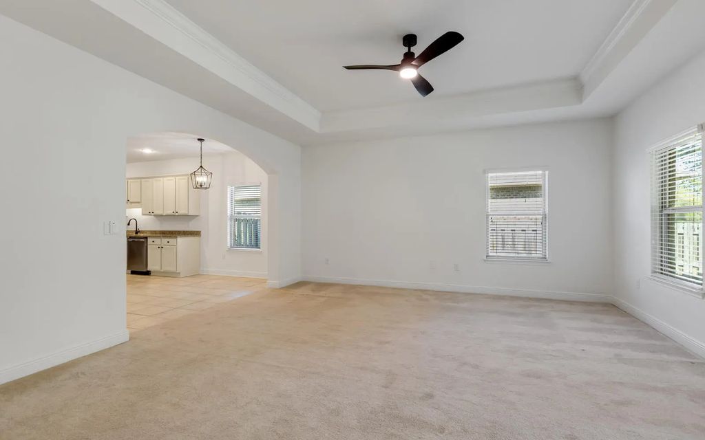 10 of 83 - 379 Whitman Way, Freeport, FL