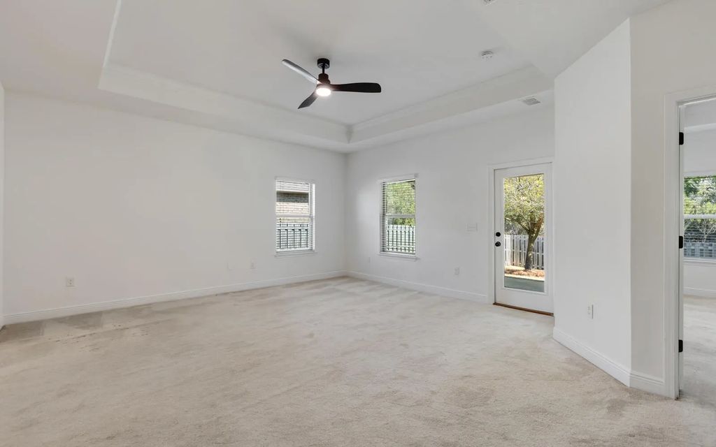 12 of 83 - 379 Whitman Way, Freeport, FL