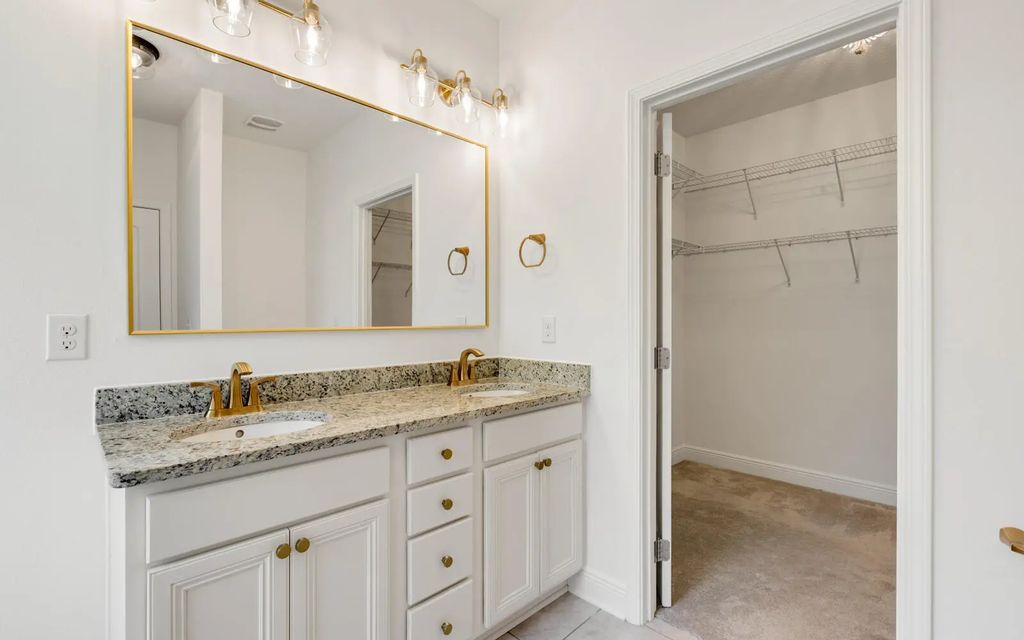 20 of 83 - 379 Whitman Way, Freeport, FL