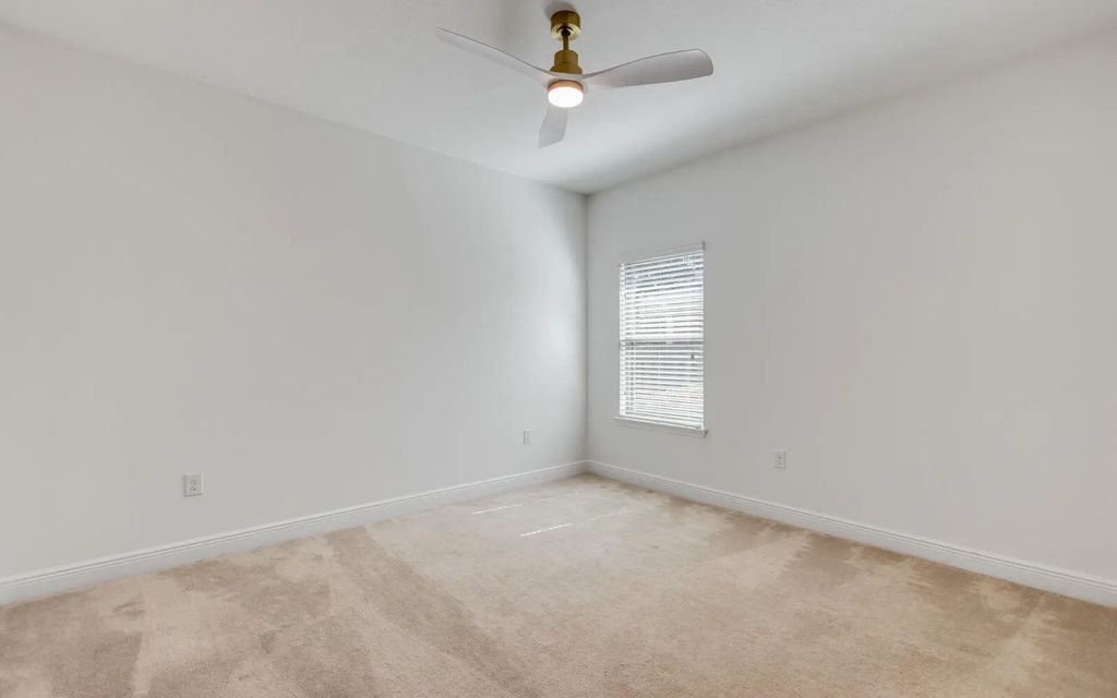 25 of 83 - 379 Whitman Way, Freeport, FL