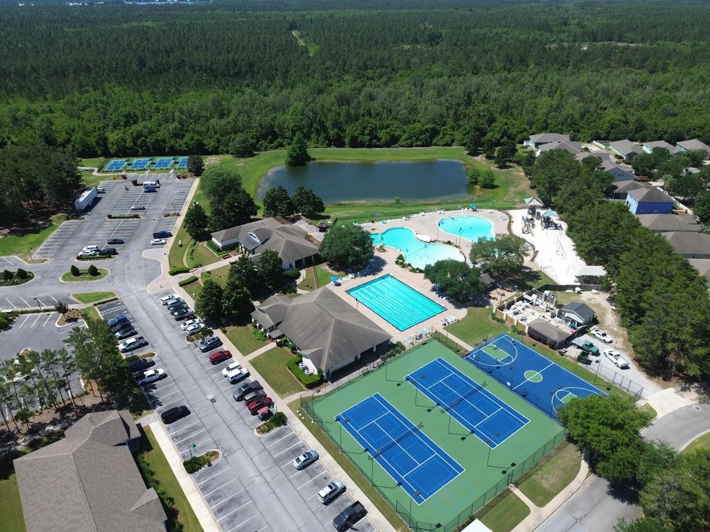 48 of 83 - 379 Whitman Way, Freeport, FL