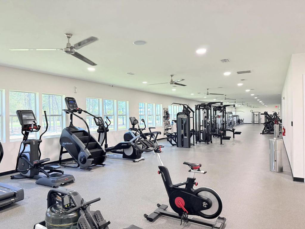 49 of 83 - 379 Whitman Way, Freeport, FL