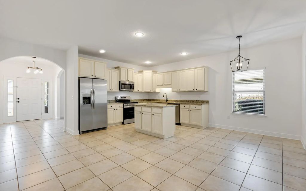 5 of 83 - 379 Whitman Way, Freeport, FL