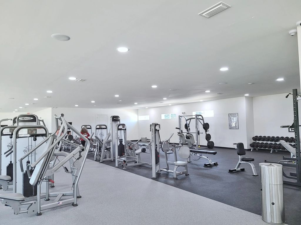 50 of 83 - 379 Whitman Way, Freeport, FL