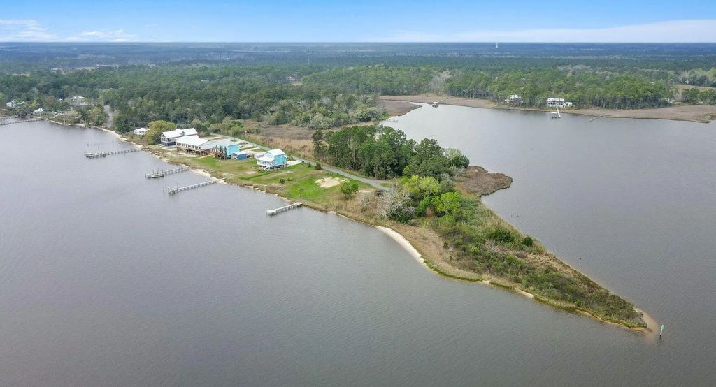 5 of 24 - 554 Beatrice Point Road, Freeport, FL