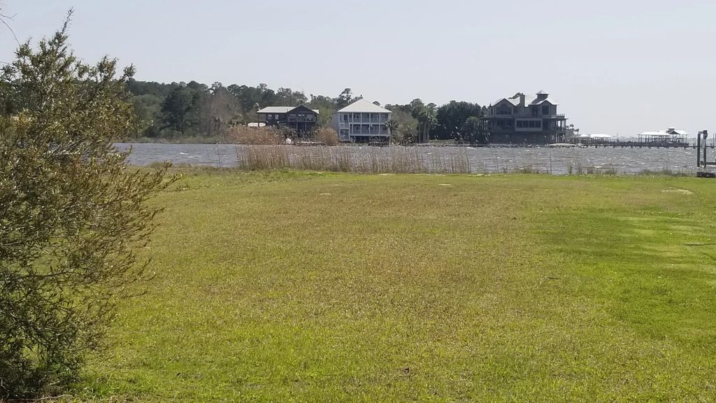 8 of 24 - 554 Beatrice Point Road, Freeport, FL