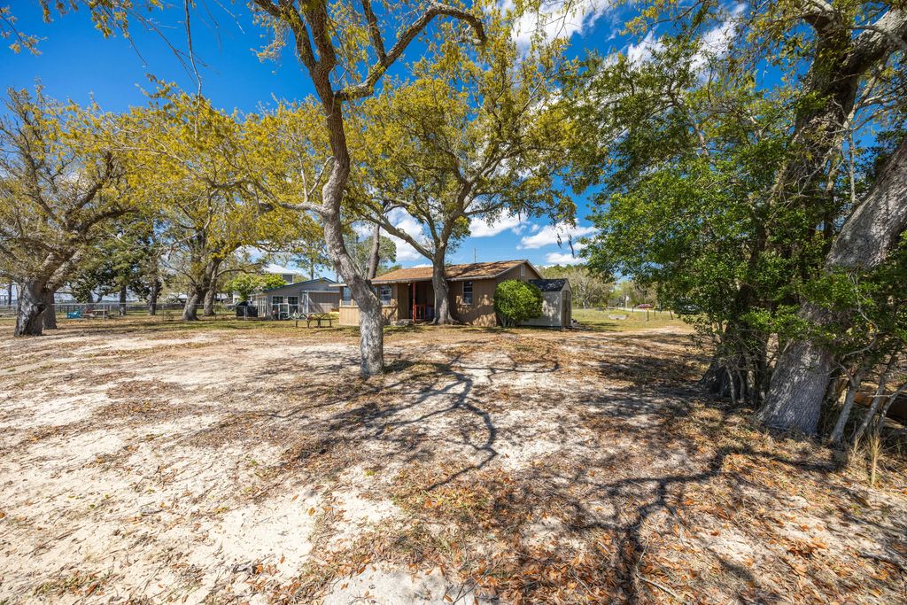 13 of 29 - 2894 Bay Grove Road, Freeport, FL