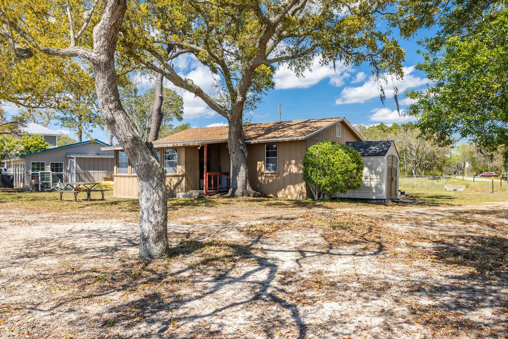 14 of 29 - 2894 Bay Grove Road, Freeport, FL