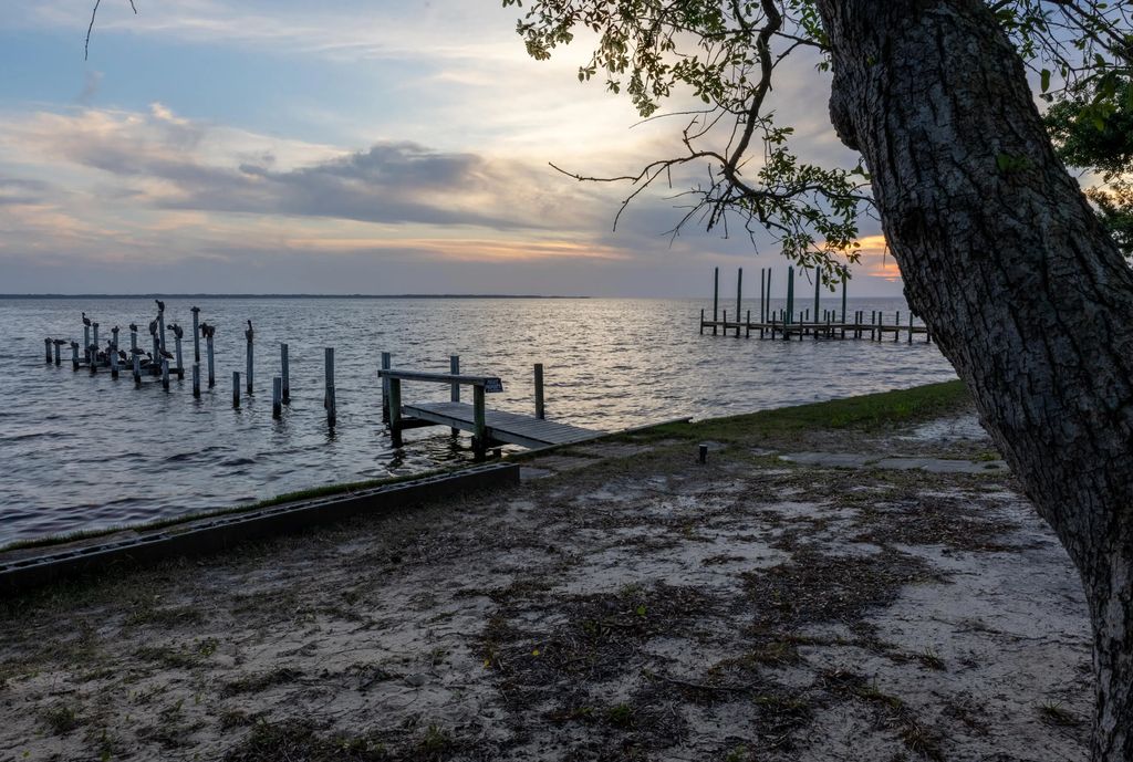 26 of 29 - 2894 Bay Grove Road, Freeport, FL