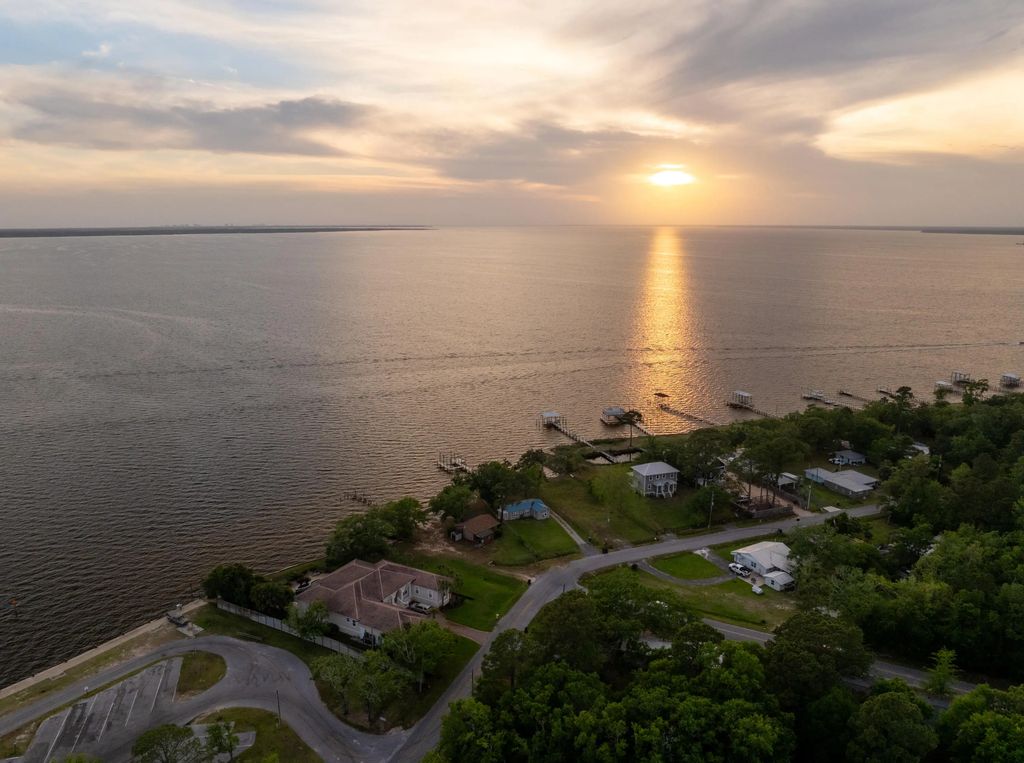 28 of 29 - 2894 Bay Grove Road, Freeport, FL