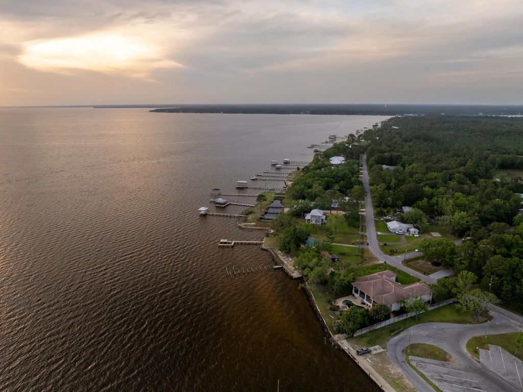 29 of 29 - 2894 Bay Grove Road, Freeport, FL