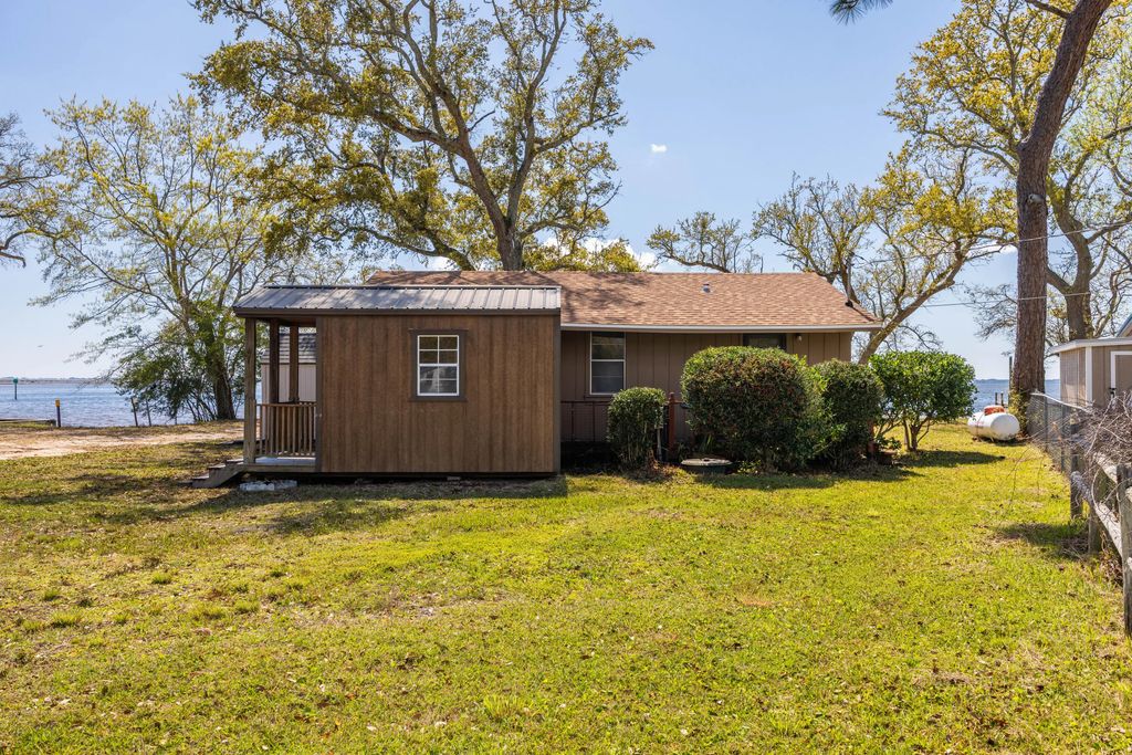 8 of 29 - 2894 Bay Grove Road, Freeport, FL