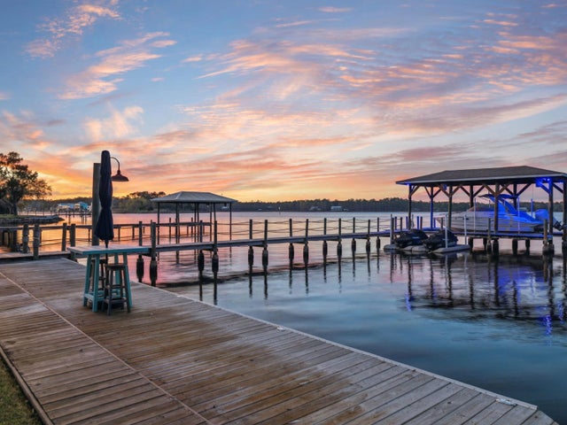 1358 Bay Grove Road, Freeport