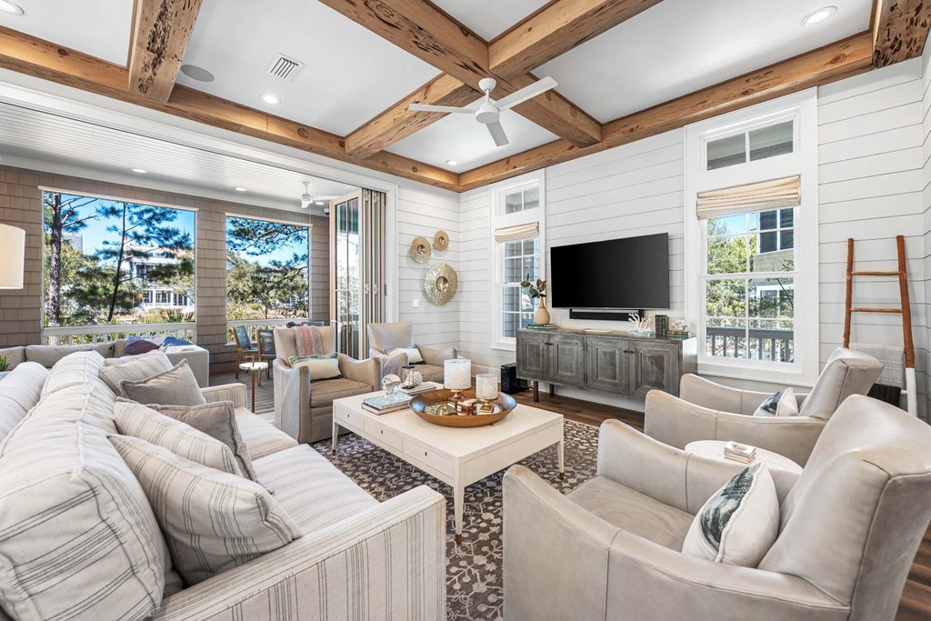 41 Compass Point Way, Watersound