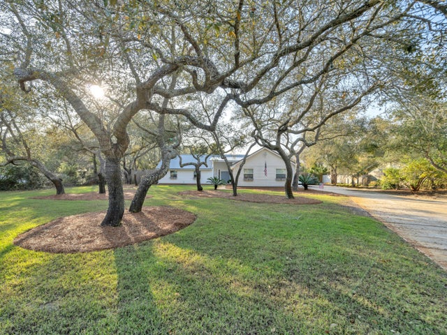 809 Mars Street, Destin.