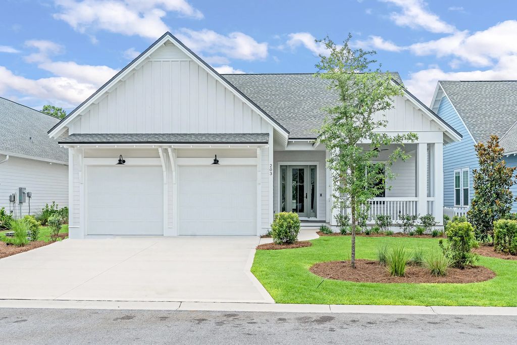 203 E Firethorn Circle Lot 24, Watersound