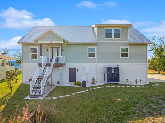 Photo of Listing #973056