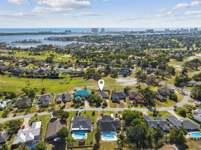Photo of Listing #973479