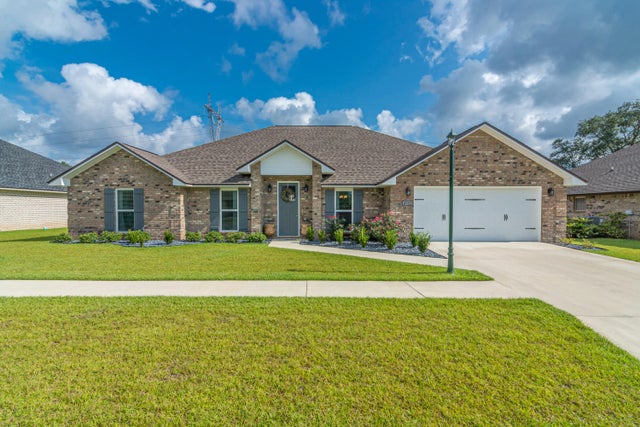 4722 Chanson Crossing, Crestview