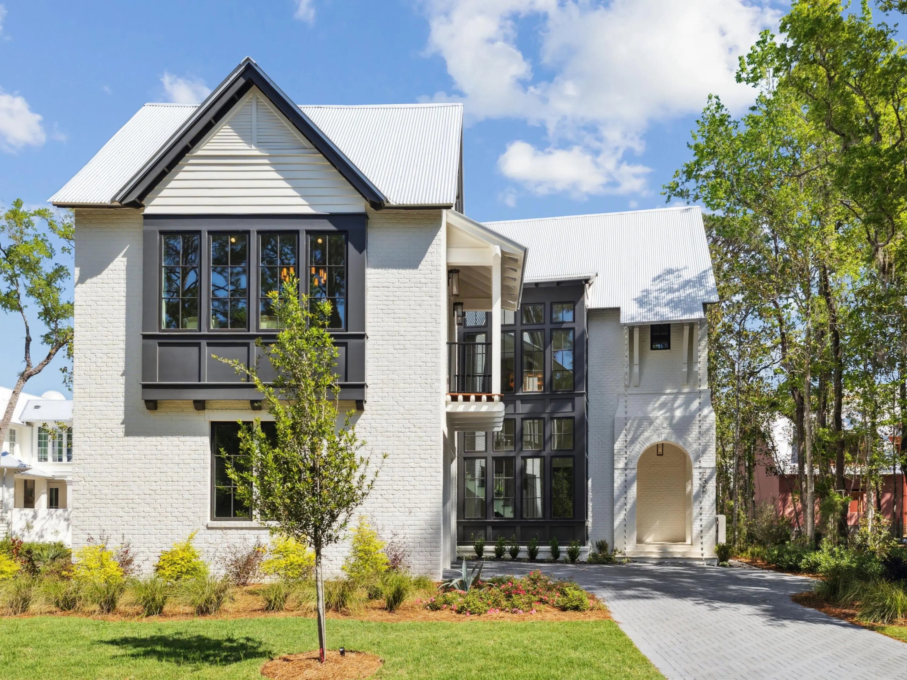 Photo of Listing #974142