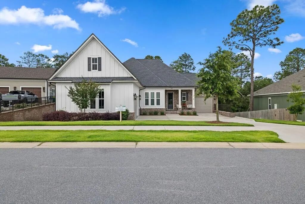 135 Caraway Drive, Niceville