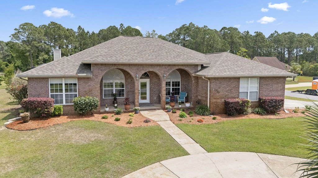 2500 Masters Boulevard, Navarre