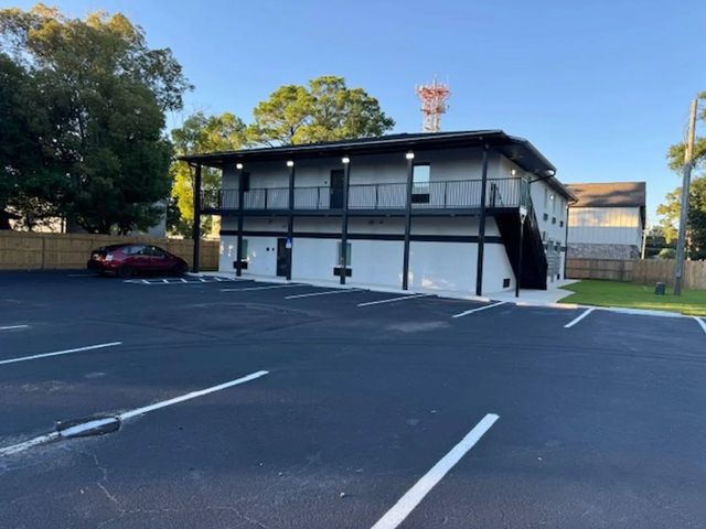 Photo of Listing #974620