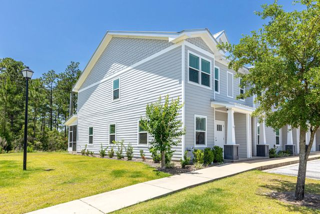 Photo of Listing #975331