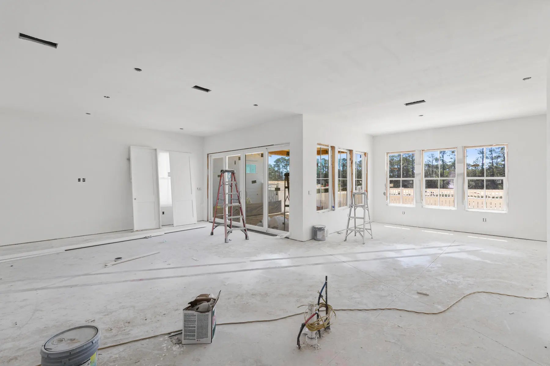 Photo of Listing #975567