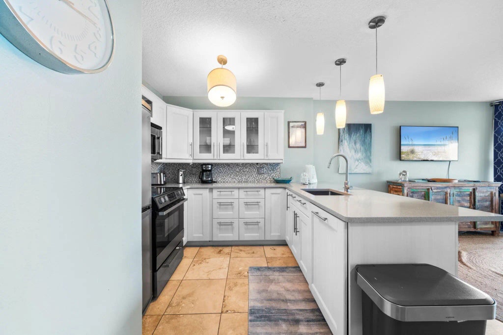 7 of 40 - 8294 E County Hwy 30a 1, Alys Beach, FL