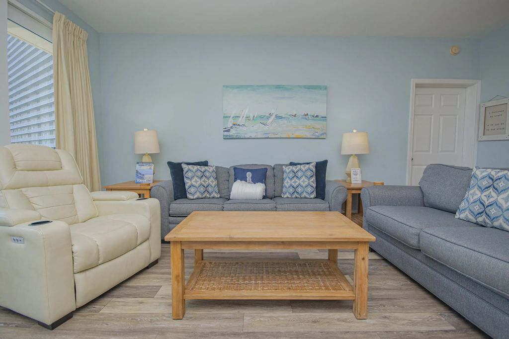 11 of 53 - 9902 S Thomas Drive 431, Panama City Beach, FL