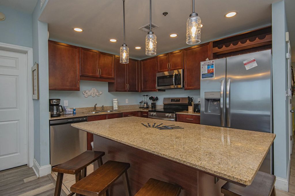 17 of 53 - 9902 S Thomas Drive 431, Panama City Beach, FL