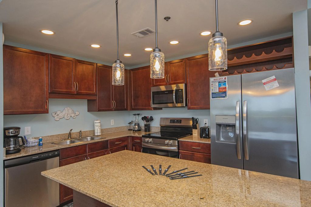 21 of 53 - 9902 S Thomas Drive 431, Panama City Beach, FL