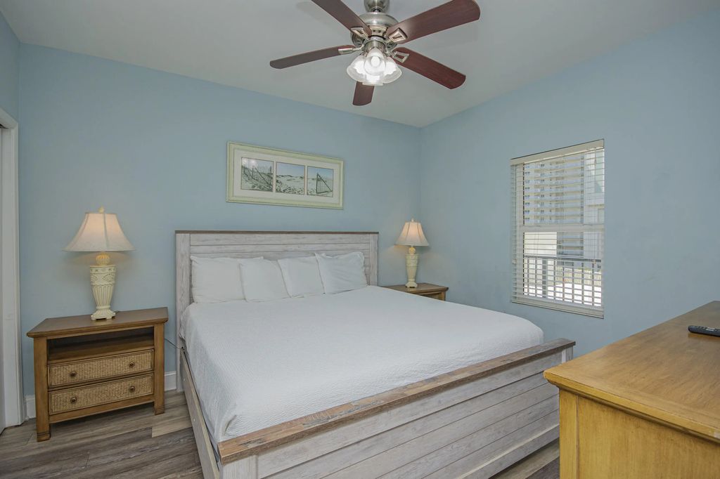 23 of 53 - 9902 S Thomas Drive 431, Panama City Beach, FL