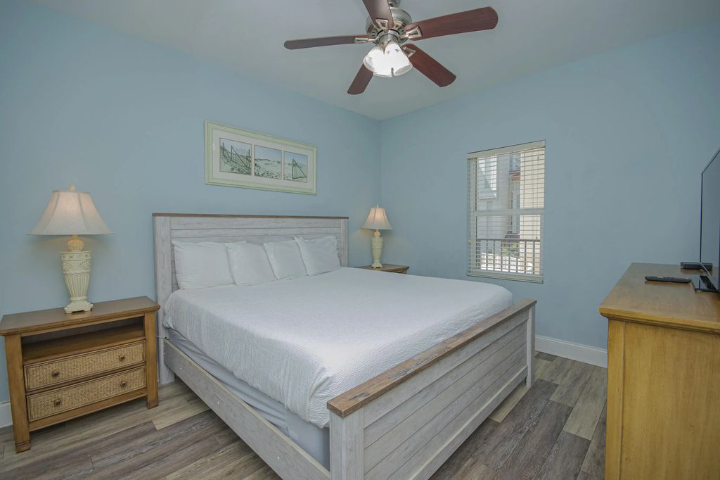 24 of 53 - 9902 S Thomas Drive 431, Panama City Beach, FL