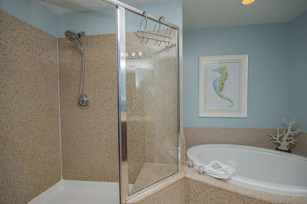 37 of 53 - 9902 S Thomas Drive 431, Panama City Beach, FL