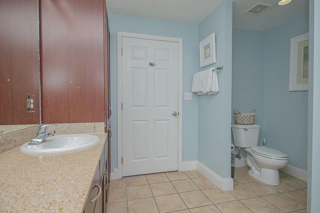 39 of 53 - 9902 S Thomas Drive 431, Panama City Beach, FL