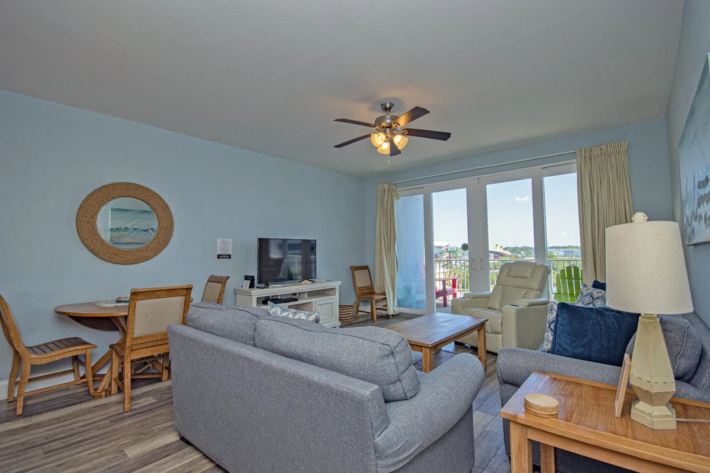 9 of 53 - 9902 S Thomas Drive 431, Panama City Beach, FL