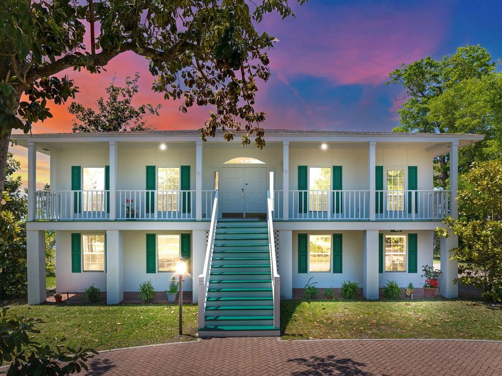 7552 Coleridge Road, Panama City