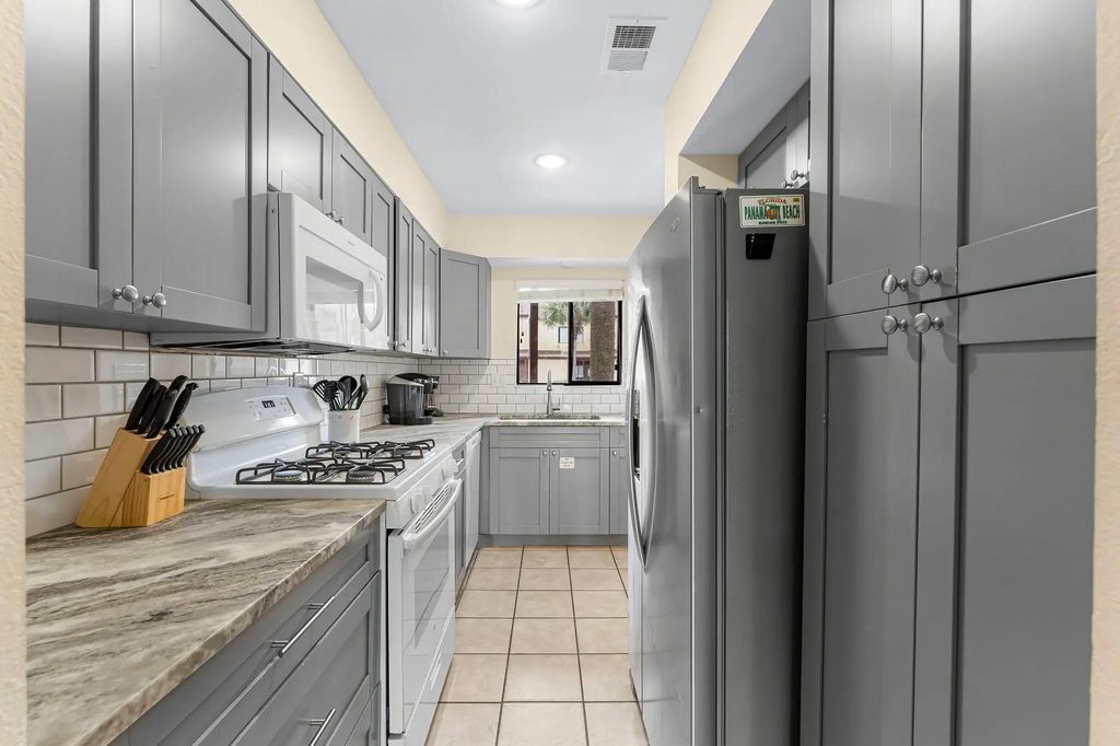 7 of 60 - 17751 Panama City Beach Parkway Unit 15b, Panama City Beach, FL