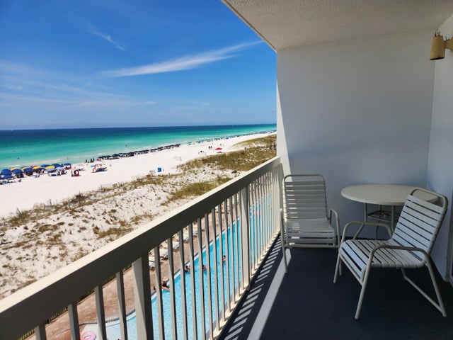 1002 Hwy 98 402, Destin